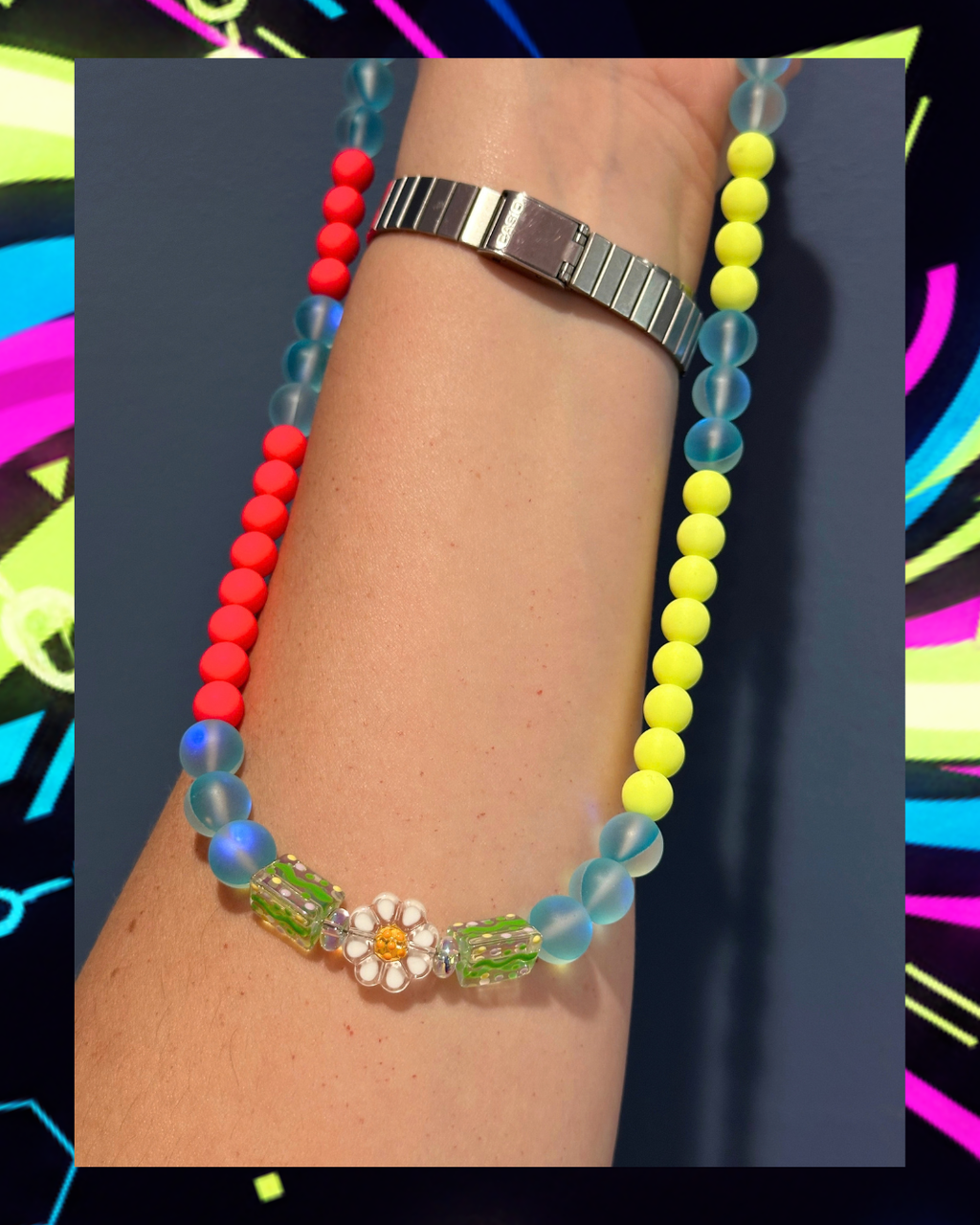 Daisy Mae - Handcrafted Beaded Necklace